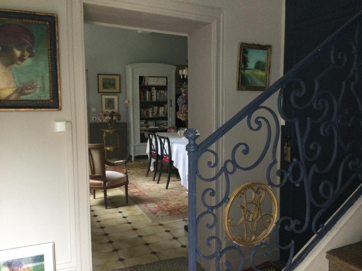 Bed and Breakfast L'Orangerie Du General Сен-Жан-д'Анжели Экстерьер фото