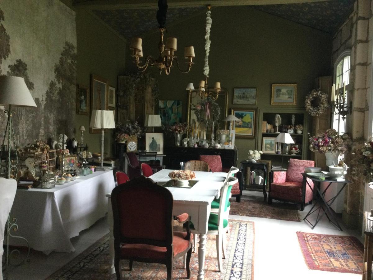 Bed and Breakfast L'Orangerie Du General Сен-Жан-д'Анжели Экстерьер фото